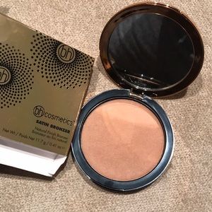 Bh Cosmetics satin bronzer totally tan